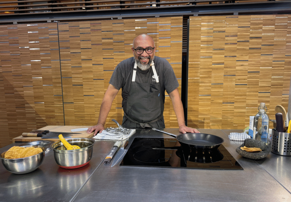 Chef Guillermo Cetina